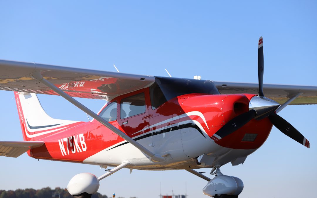 CESSNA 182T SKYLANE
